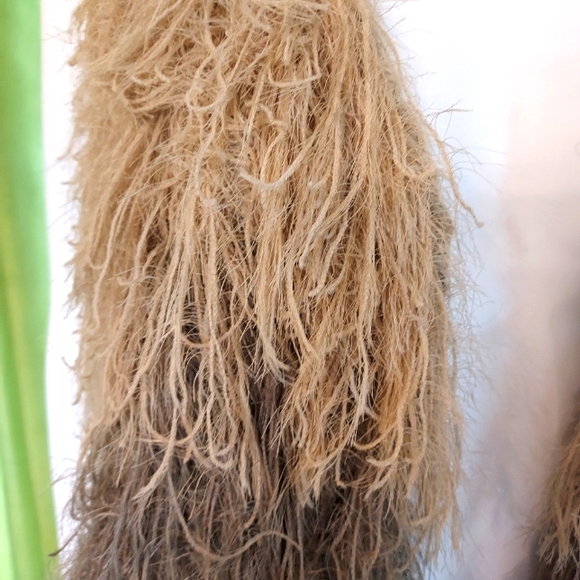 Mora Surf Boutique Cashmere String Vest. - Picture 5 of 13